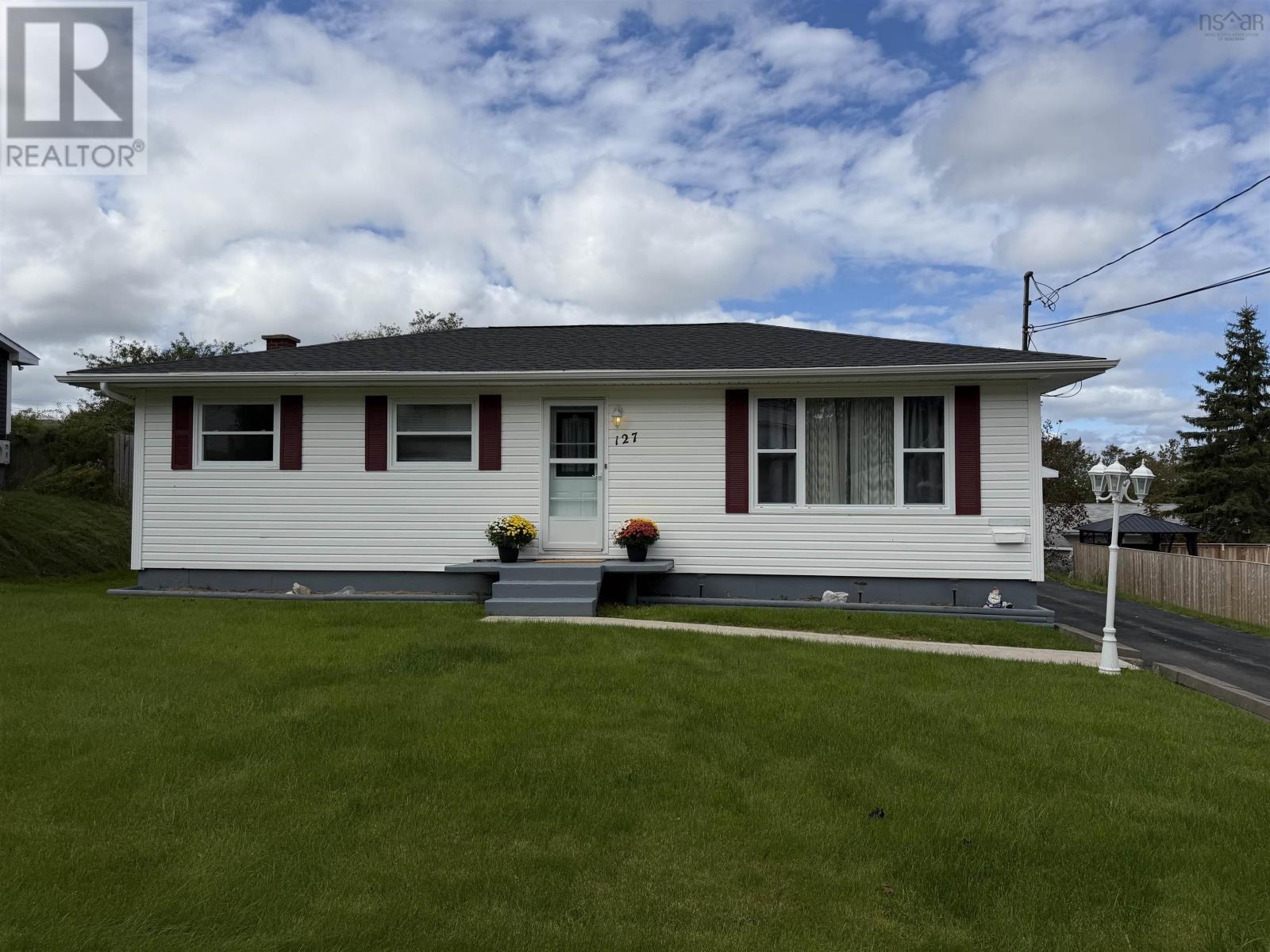 127 Kennedy Avenue, Sydney, Nova Scotia  B1P 3K9 - Photo 13 - 202624016