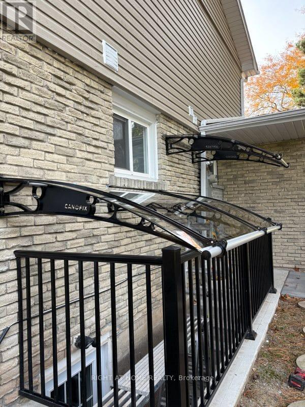 Lower - 3551 Autumnleaf Crescent, Mississauga, Ontario  L5L 1K6 - Photo 5 - W13813958