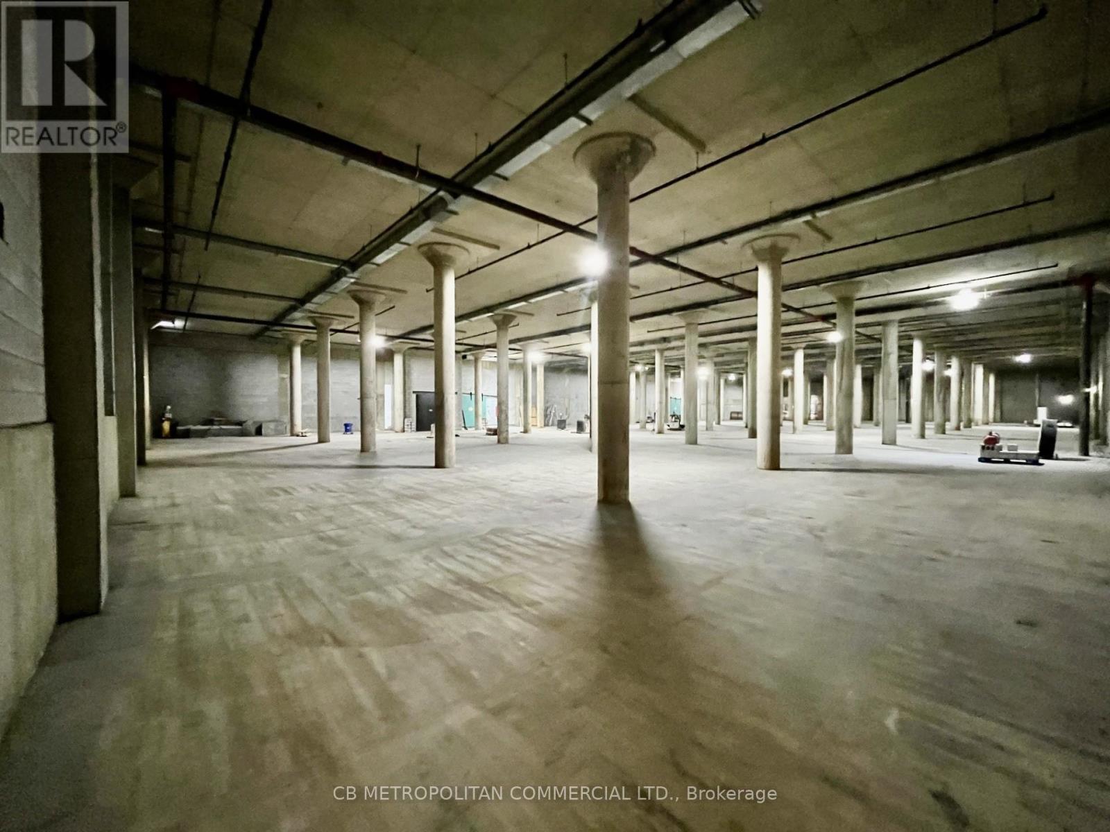 1-East - 20 Towns Road, Toronto, Ontario  M8Z 4Y4 - Photo 2 - W13813966