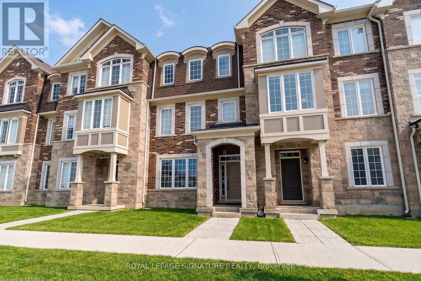 3355 CARDING MILL TRAIL, Oakville, Ontario