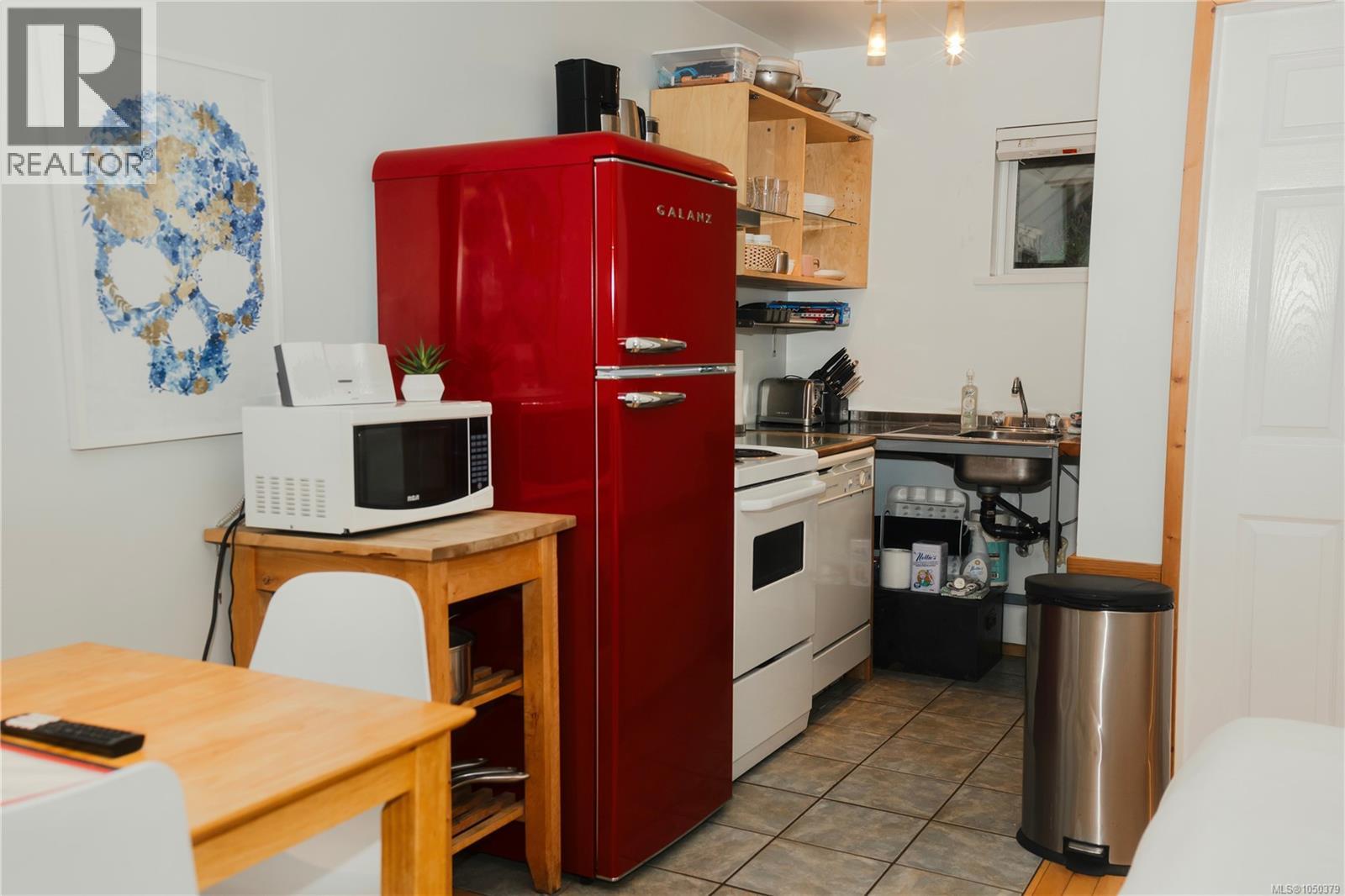 1024 Tyee Terr, Ucluelet, British Columbia  V0R 3A0 - Photo 4 - 1050379