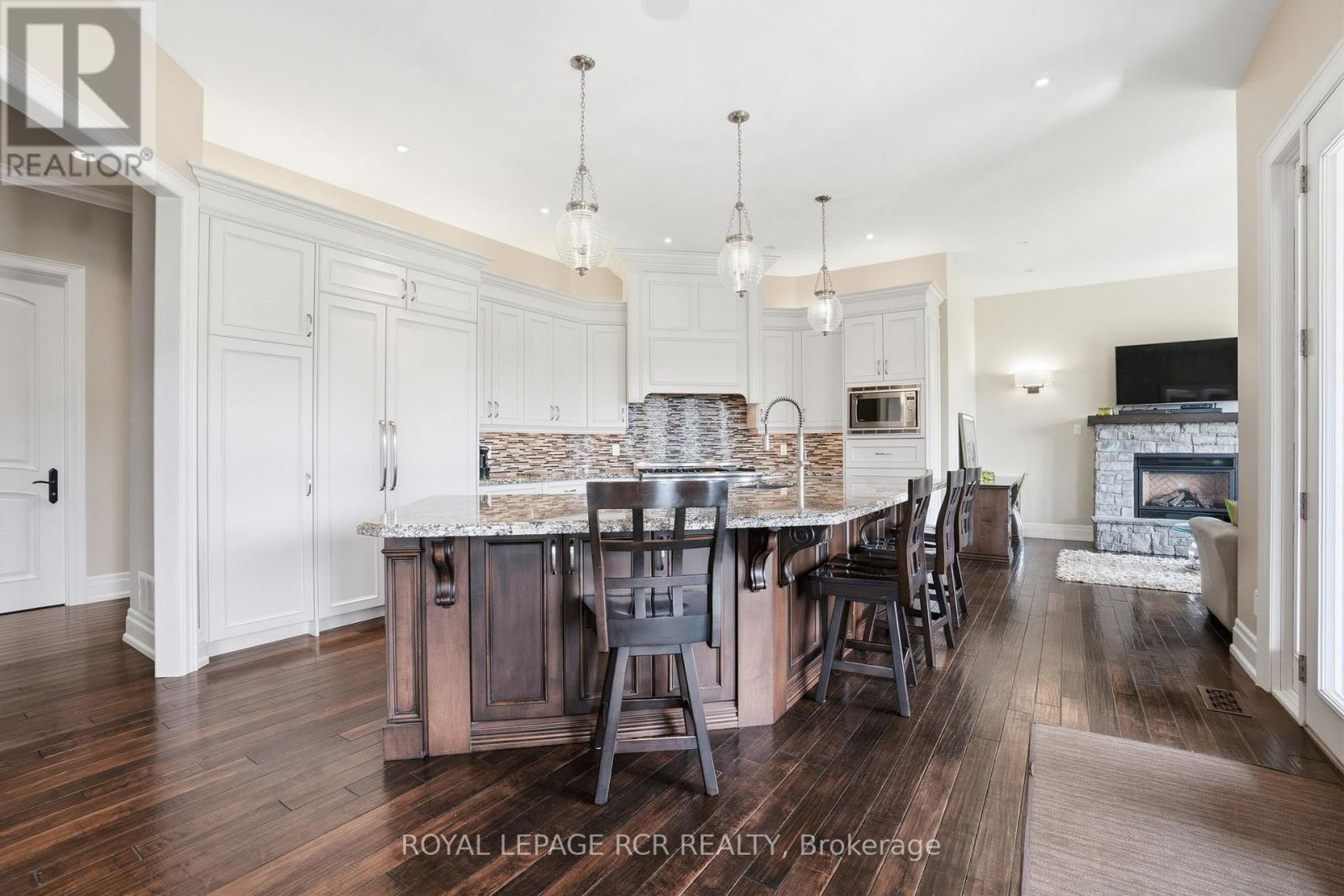 7 Proctor Avenue, Caledon, Ontario  L7E 4E7 - Photo 17 - W13814062