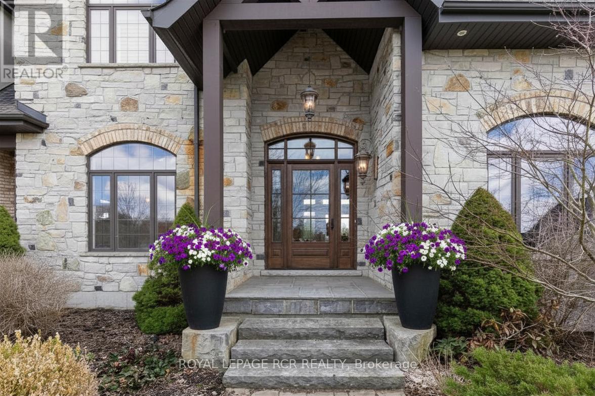 7 Proctor Avenue, Caledon, Ontario  L7E 4E7 - Photo 4 - W13814062