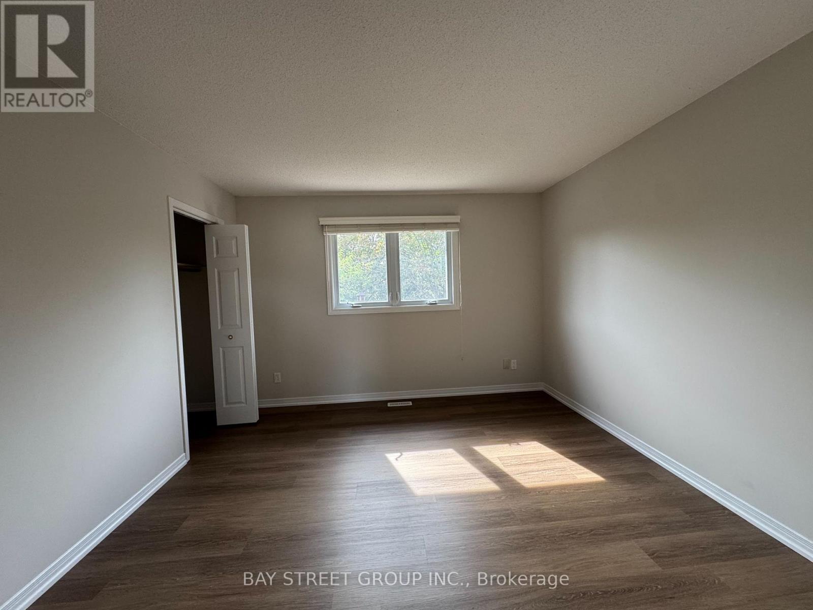 2034 Oxford Avenue, Oakville, Ontario  L6H 4K7 - Photo 13 - W13814074