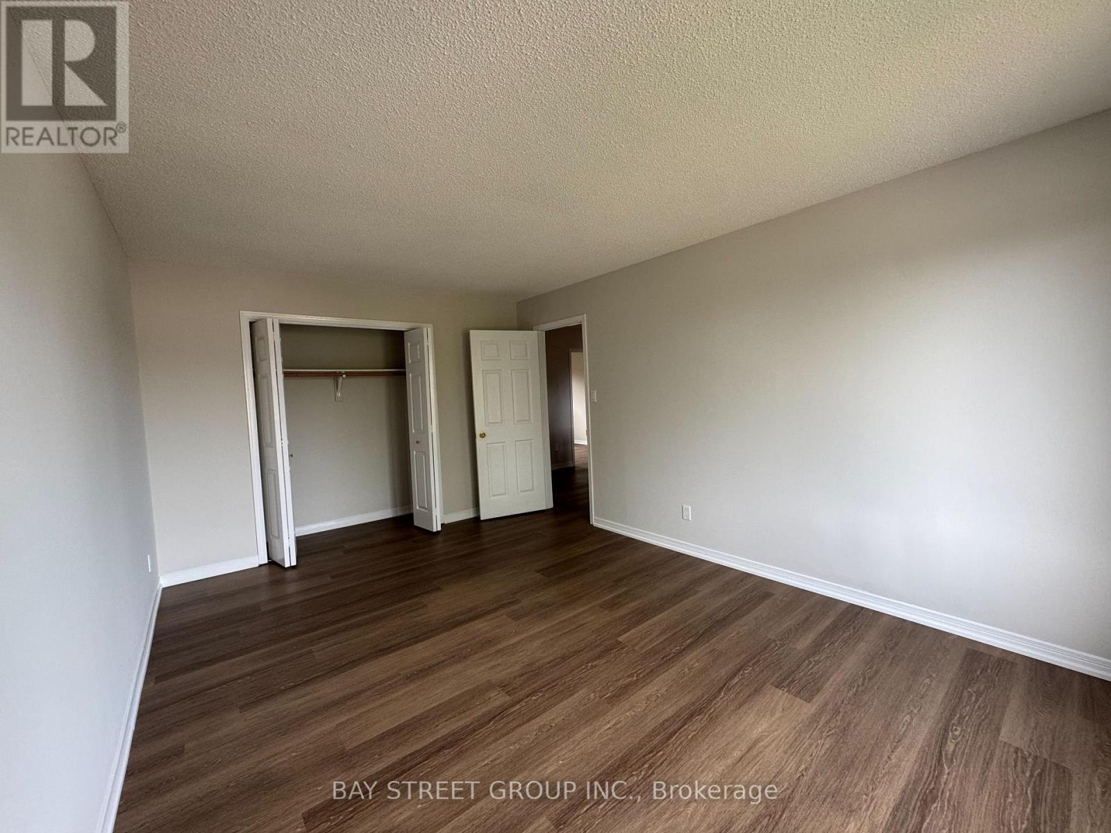 2034 Oxford Avenue, Oakville, Ontario  L6H 4K7 - Photo 18 - W13814074