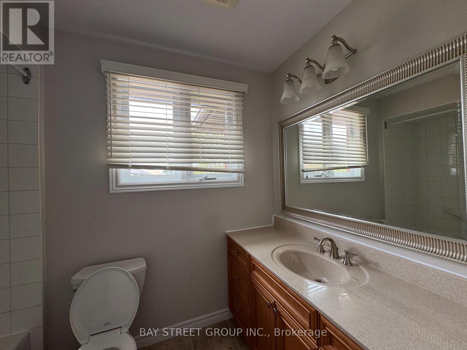 2034 Oxford Avenue, Oakville, Ontario  L6H 4K7 - Photo 20 - W13814074