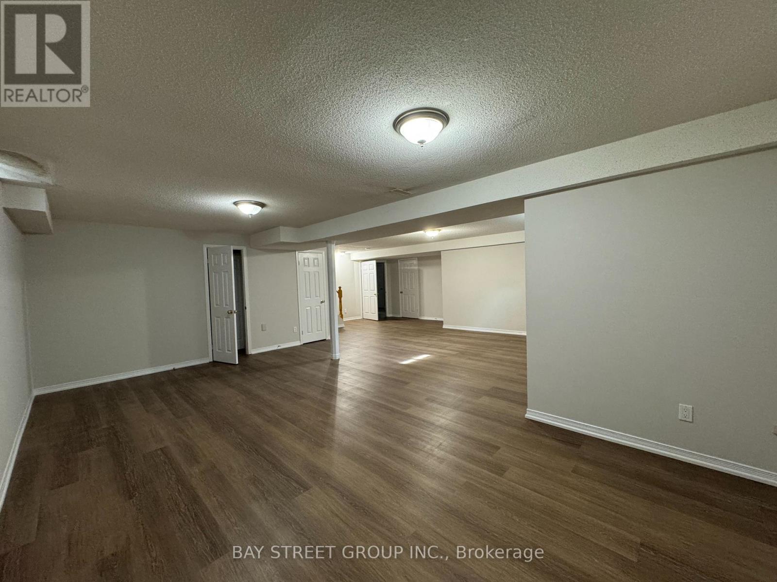 2034 Oxford Avenue, Oakville, Ontario  L6H 4K7 - Photo 21 - W13814074