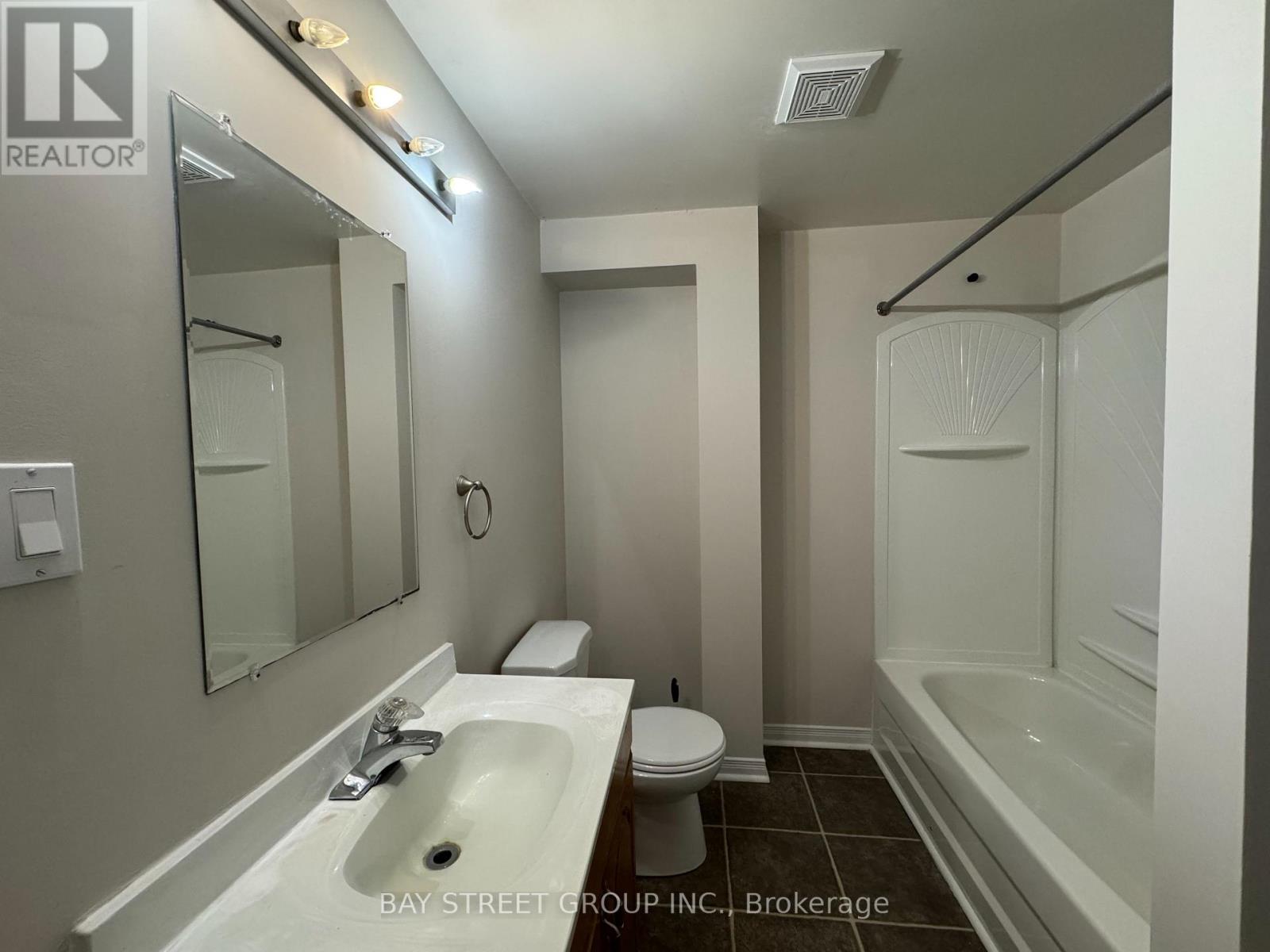 2034 Oxford Avenue, Oakville, Ontario  L6H 4K7 - Photo 22 - W13814074