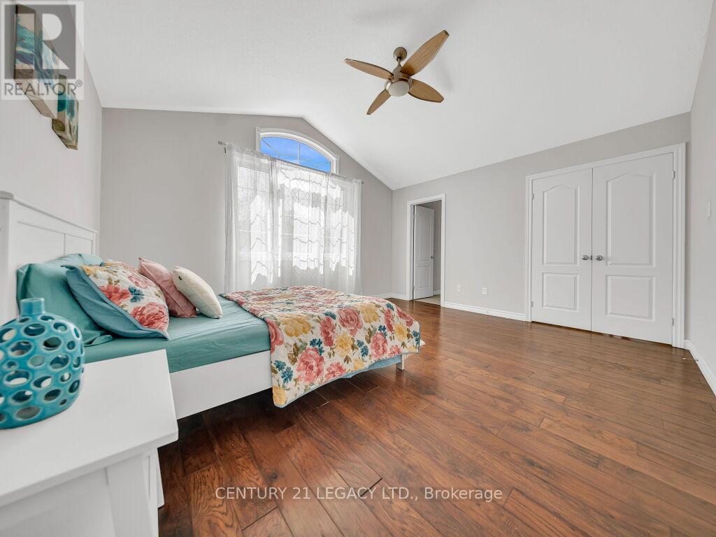 1686 Jubilee Drive, London North, Ontario  N6G 5K5 - Photo 19 - X13814004