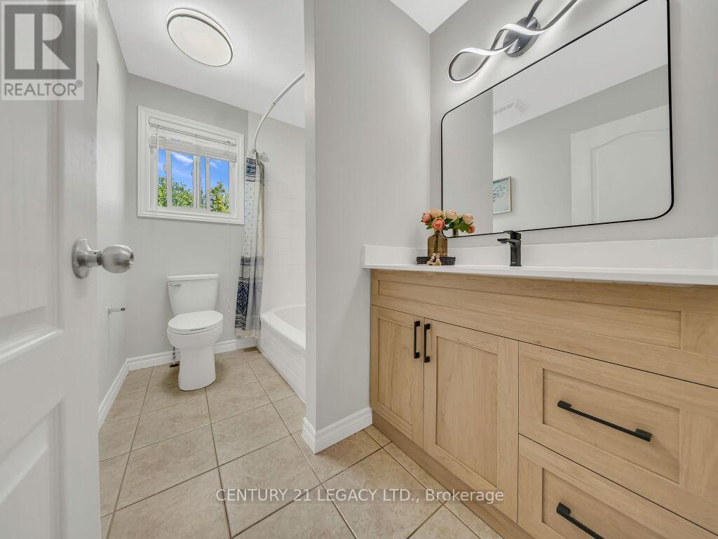 1686 Jubilee Drive, London North, Ontario  N6G 5K5 - Photo 26 - X13814004