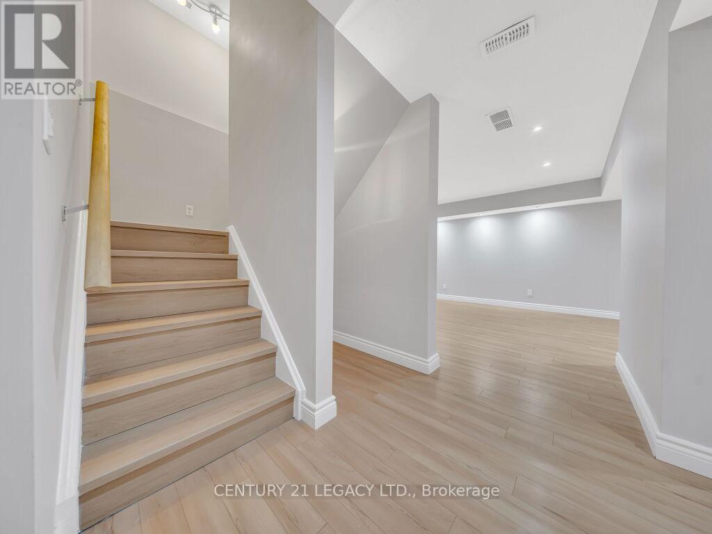 1686 Jubilee Drive, London North, Ontario  N6G 5K5 - Photo 27 - X13814004