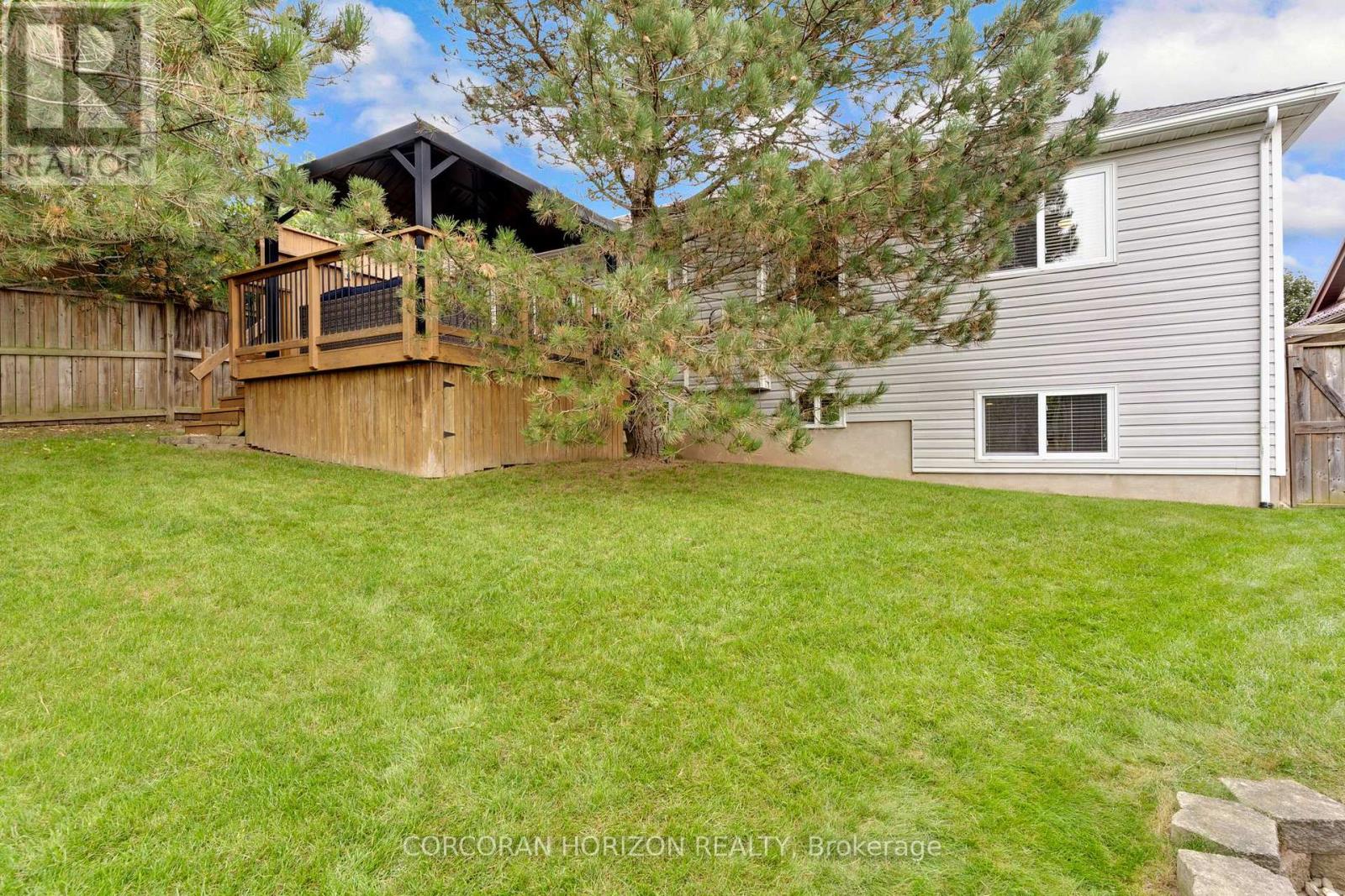 96 Endeavour Drive, Cambridge, Ontario  N3C 4C1 - Photo 46 - X13814034