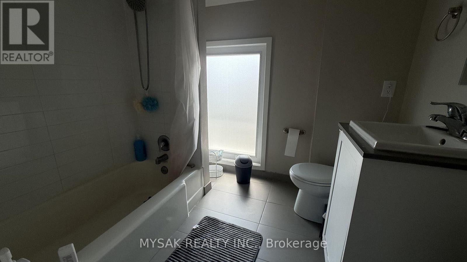 82-84 Welland Avenue, St. Catharines, Ontario  L2R 2N1 - Photo 12 - X13814084