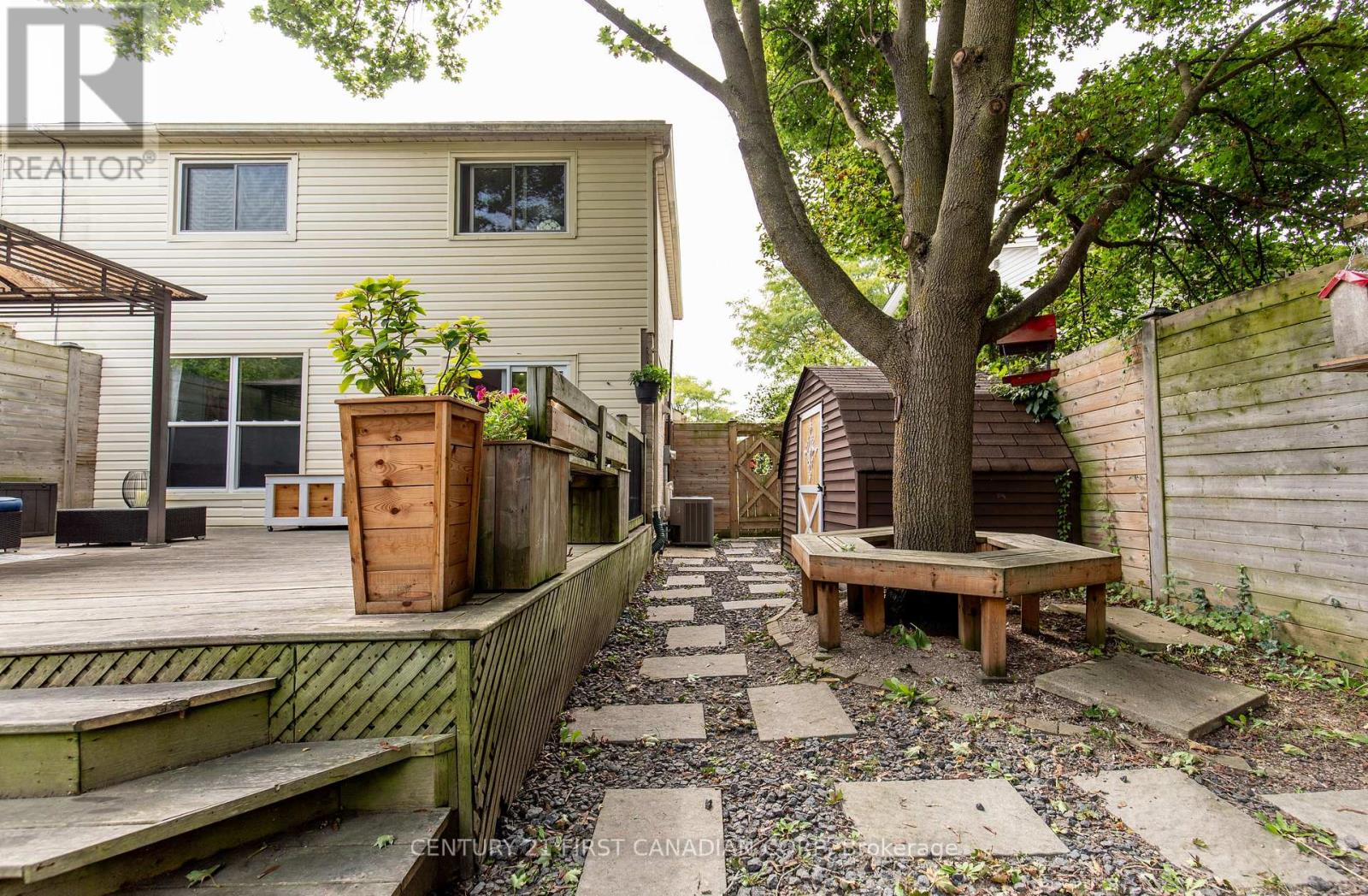 1279 Jalna Boulevard, London South, Ontario  N6E 2G3 - Photo 36 - X13797604