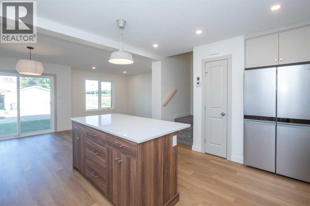 A, 9315 99 Avenue photo 9