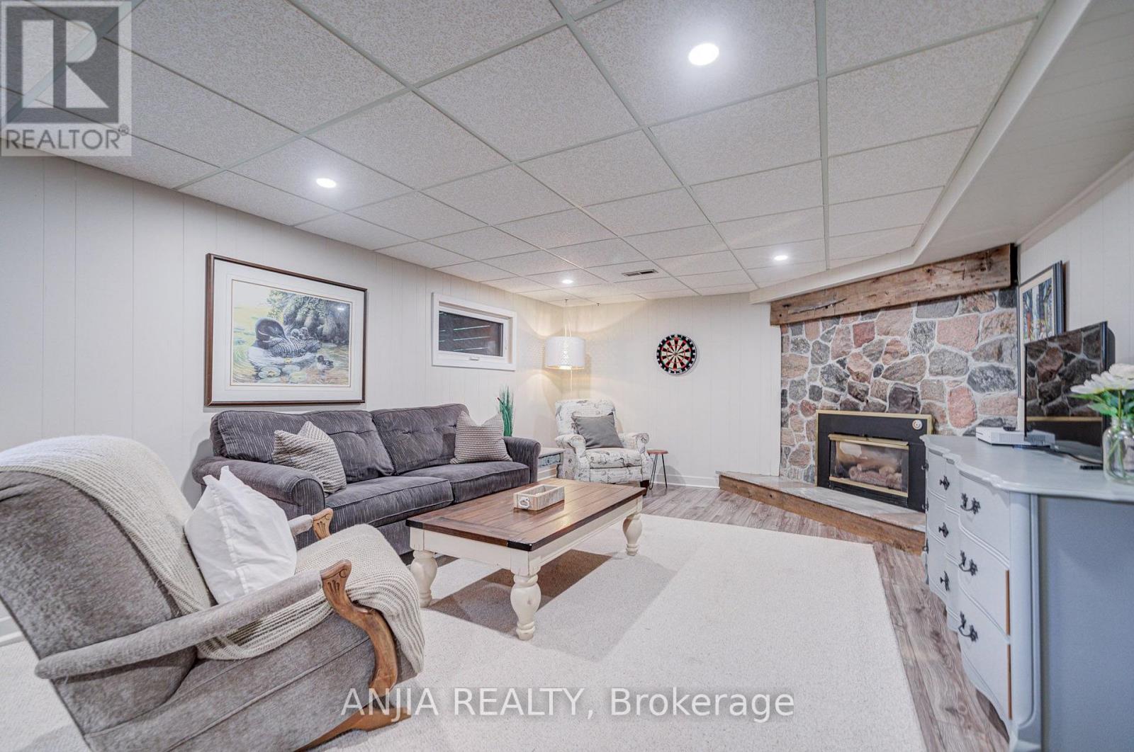 91 Manitoba Street, Whitchurch-Stouffville, Ontario  L4A 4T3 - Photo 31 - N13796304