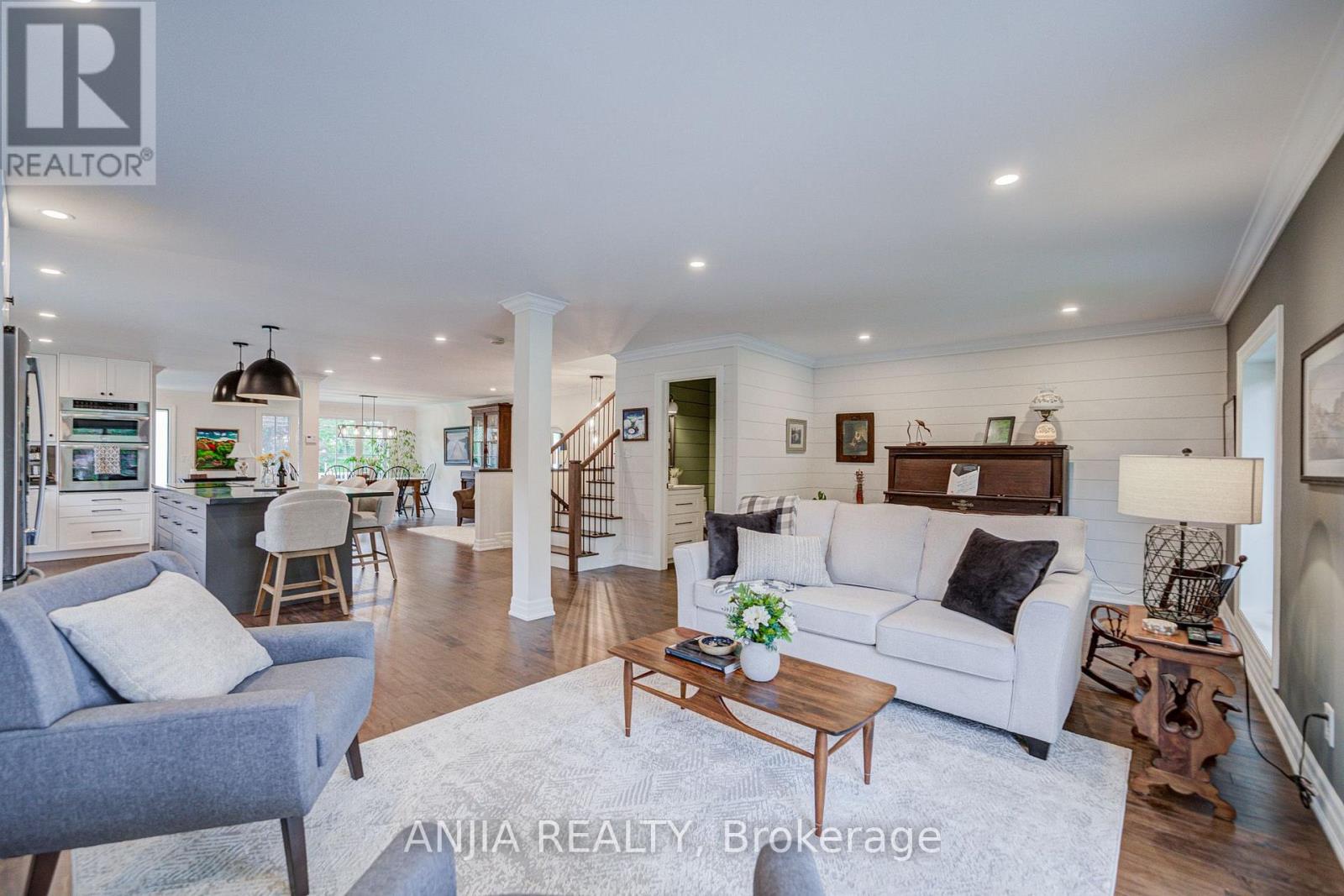 91 Manitoba Street, Whitchurch-Stouffville, Ontario  L4A 4T3 - Photo 8 - N13796304