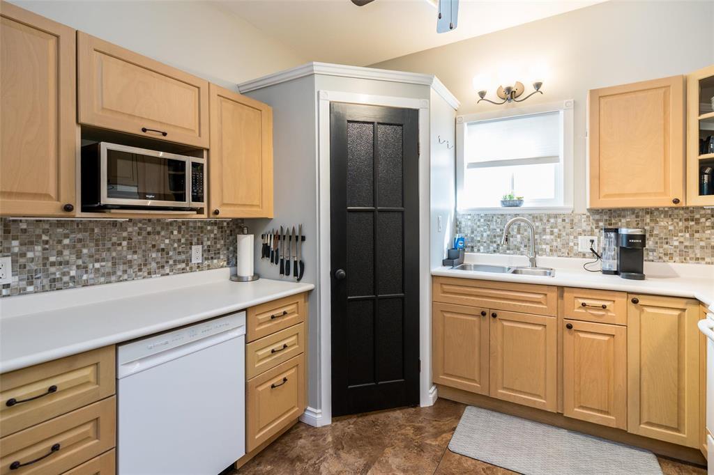 1904 Bannatyne Avenue W, Winnipeg, Manitoba  R2R 0B3 - Photo 18 - 202623779
