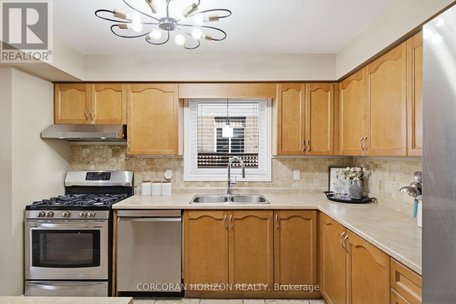 356 Newport Drive, Cambridge, Ontario  N3H 5S7 - Photo 10 - X13813948