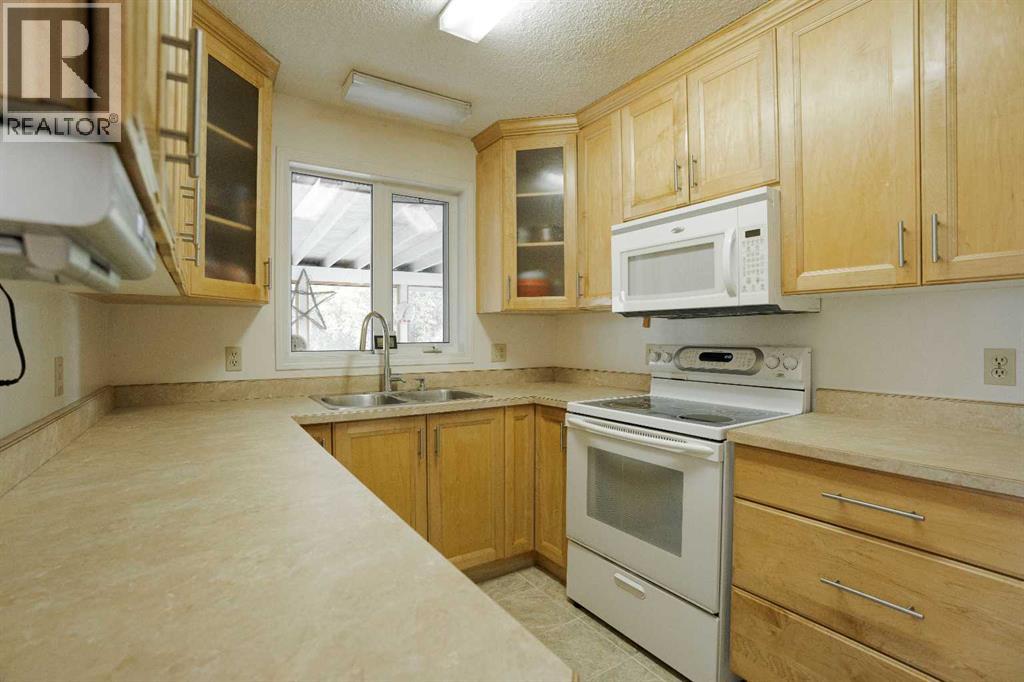 307 Cochrane Crescent, Fort Mcmurray, Alberta  T9K 1J2 - Photo 15 - A2346617