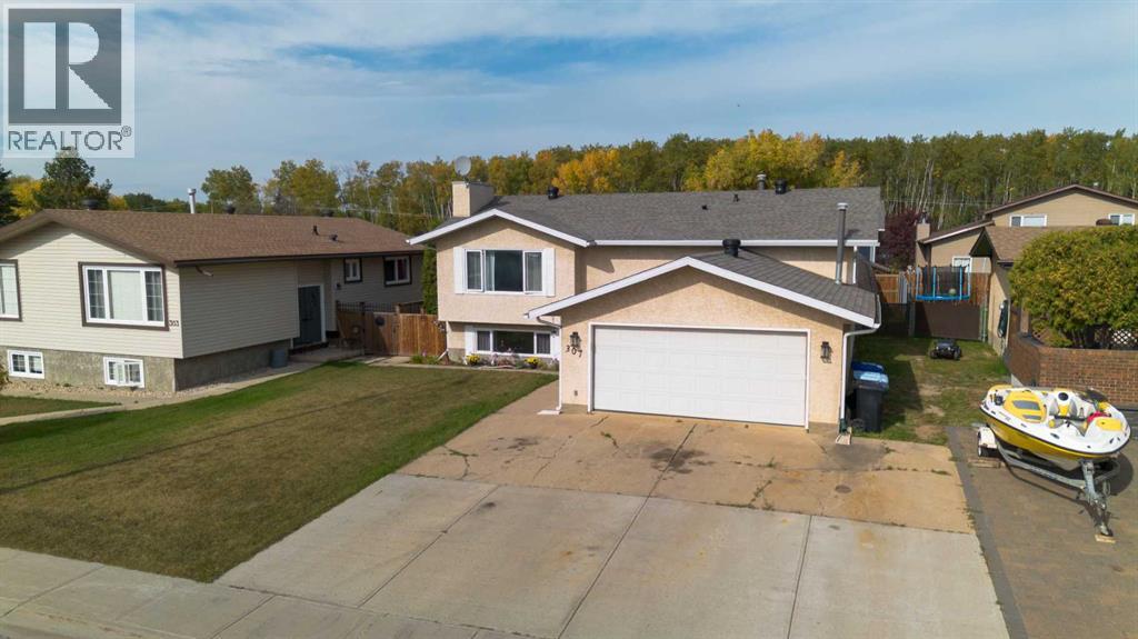 307 Cochrane Crescent, Fort Mcmurray, Alberta  T9K 1J2 - Photo 3 - A2346617