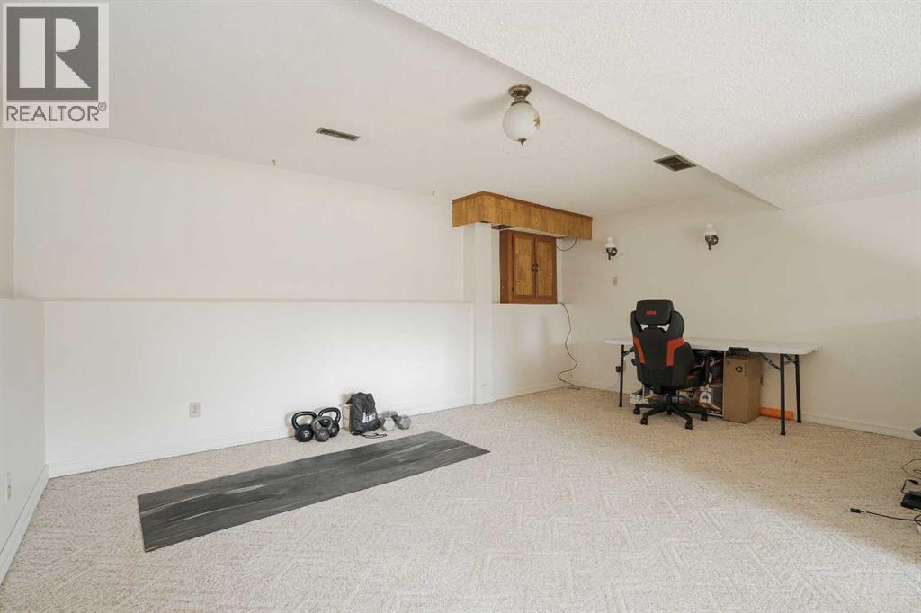 307 Cochrane Crescent, Fort Mcmurray, Alberta  T9K 1J2 - Photo 31 - A2346617
