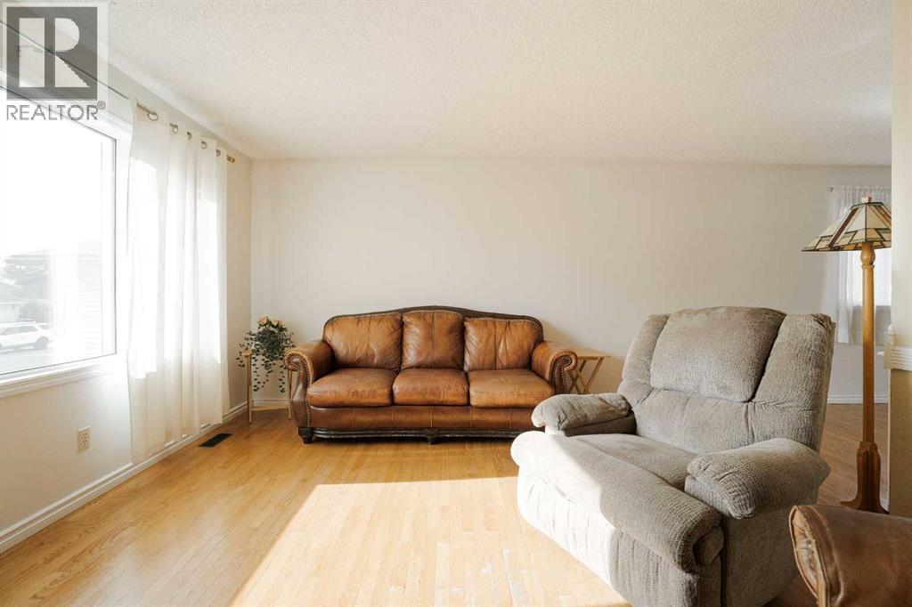307 Cochrane Crescent, Fort Mcmurray, Alberta  T9K 1J2 - Photo 8 - A2346617