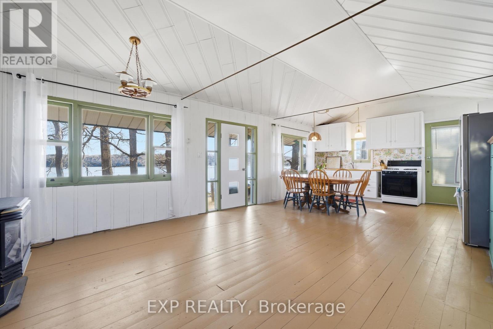 32 Quinte View Road, Greater Napanee, Ontario K0H 1G0 - Photo 23 - X12937546