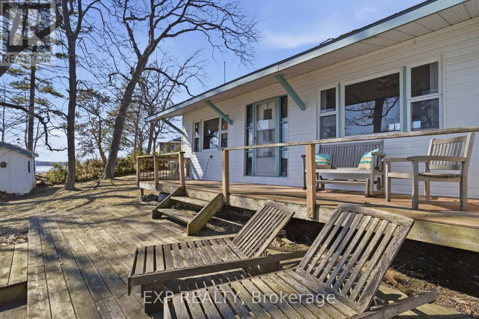 32 Quinte View Road, Greater Napanee, Ontario K0H 1G0 - Photo 13 - X12937546
