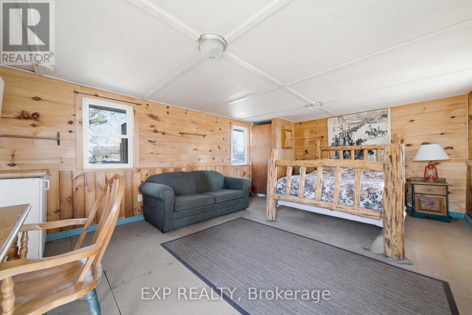 32 Quinte View Road, Greater Napanee, Ontario K0H 1G0 - Photo 35 - X12937546