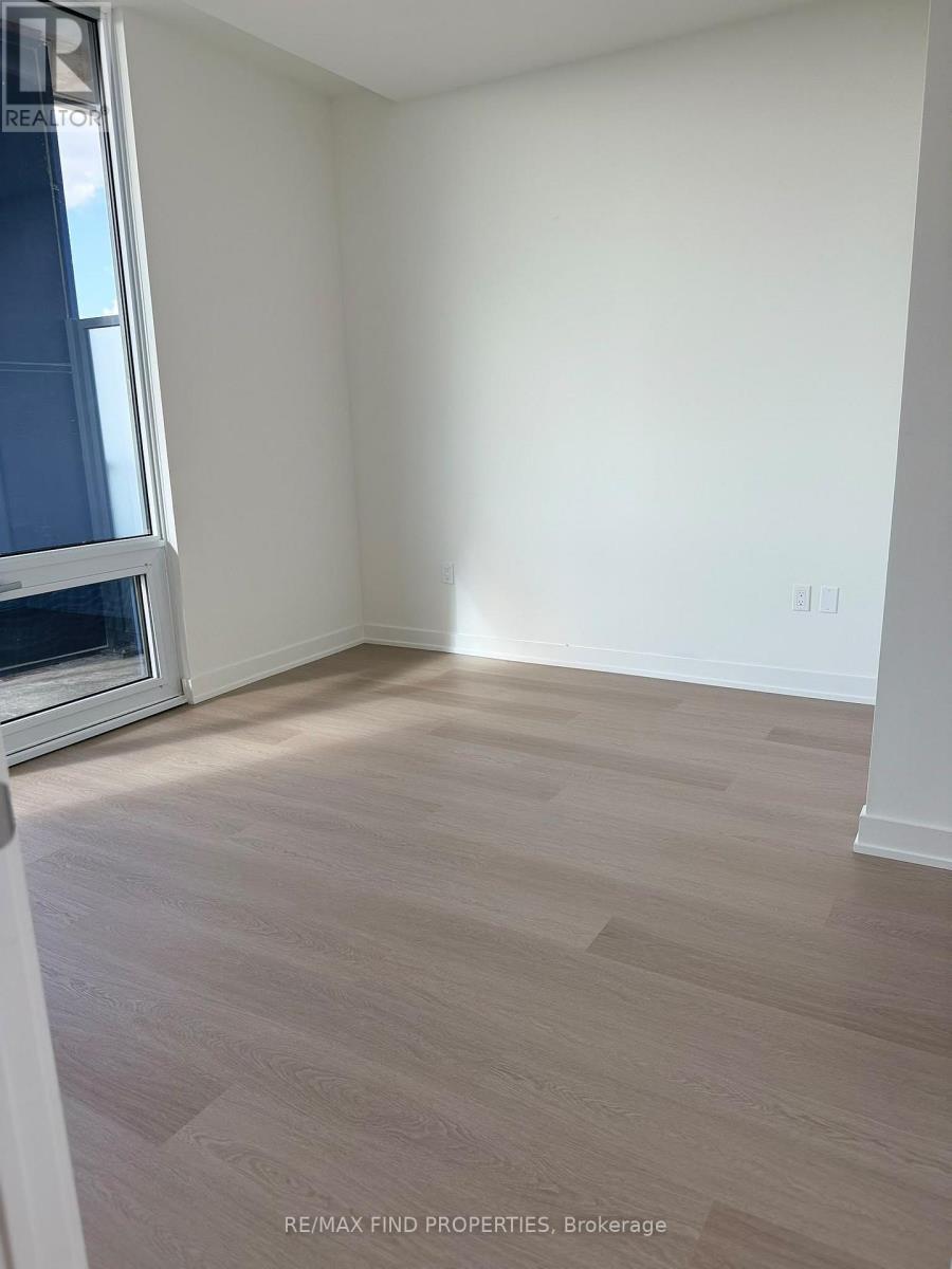 5203 - 448 Burnhamthorpe Road W, Mississauga, Ontario  L5B 0R4 - Photo 6 - W13813428