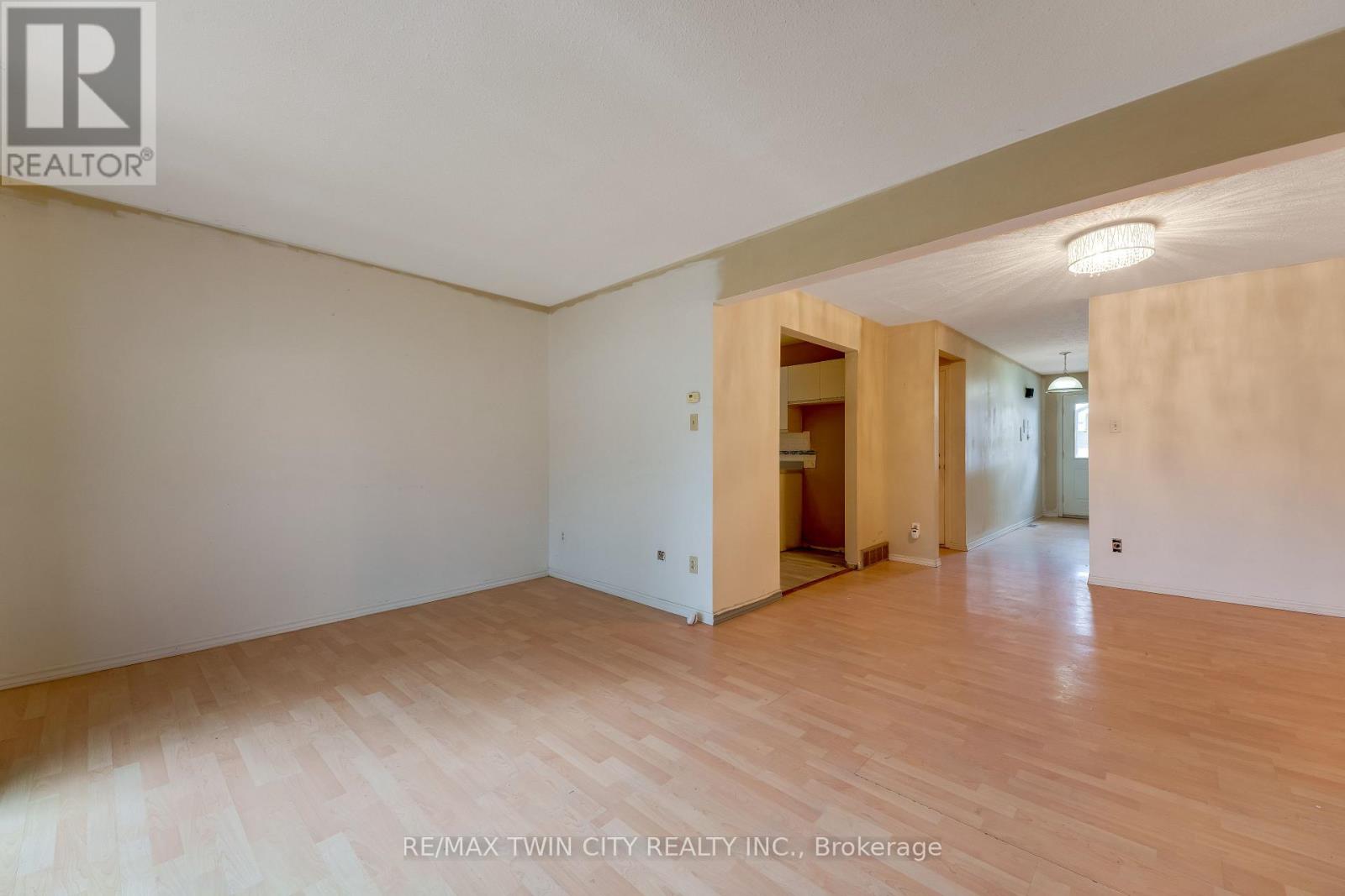 2 - 25 Valleyview Road, Kitchener, Ontario  N2E 1L5 - Photo 10 - X13746876