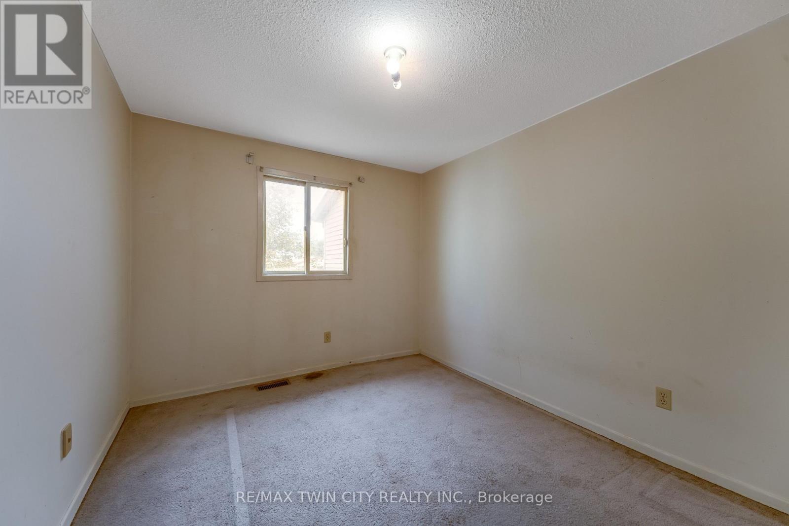 2 - 25 Valleyview Road, Kitchener, Ontario  N2E 1L5 - Photo 16 - X13746876