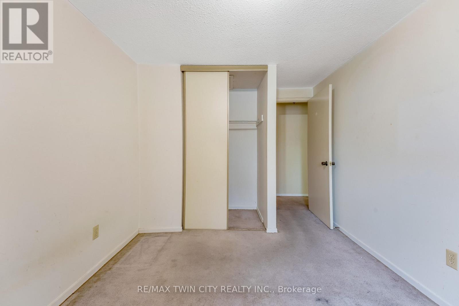2 - 25 Valleyview Road, Kitchener, Ontario  N2E 1L5 - Photo 17 - X13746876