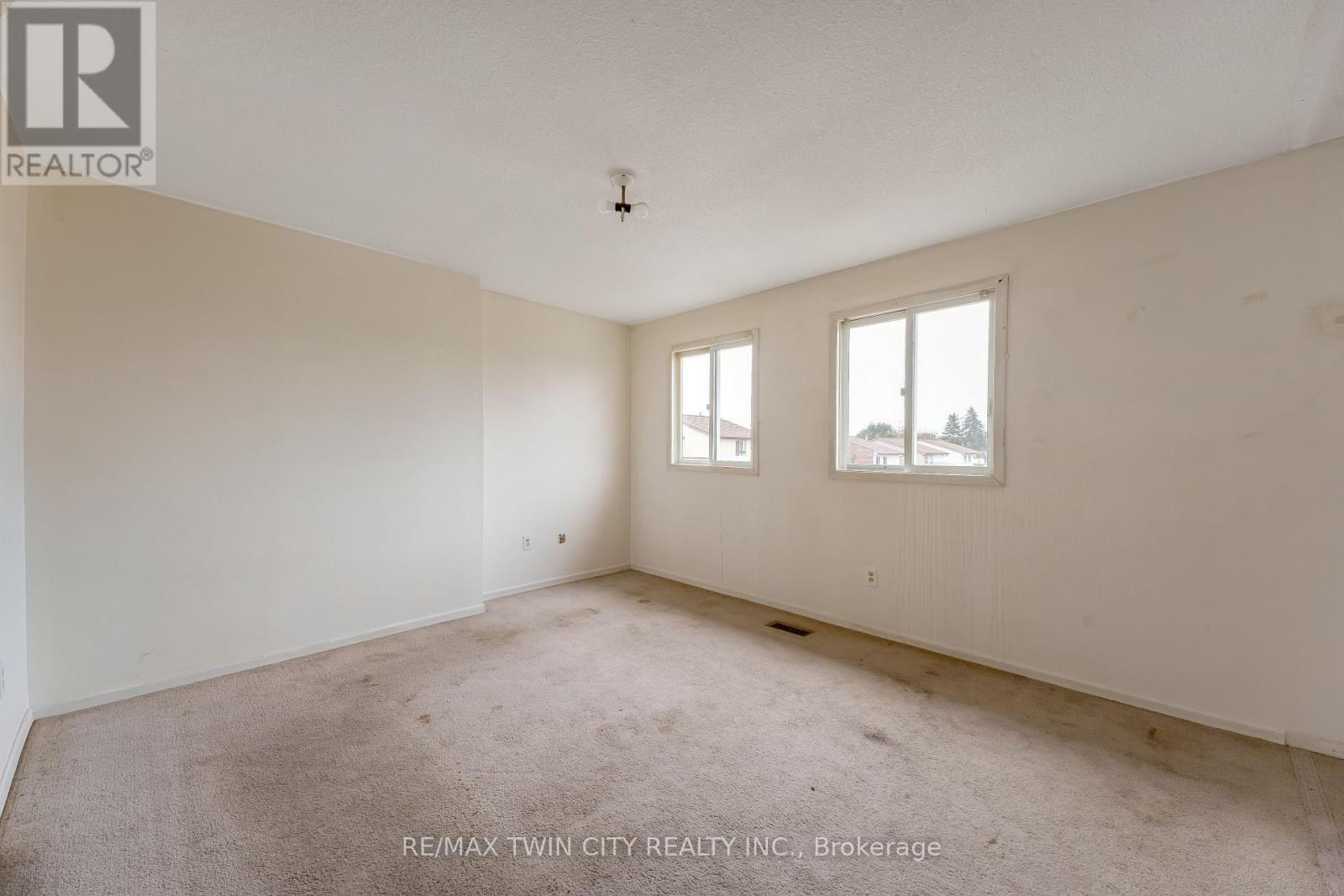 2 - 25 Valleyview Road, Kitchener, Ontario  N2E 1L5 - Photo 12 - X13746876