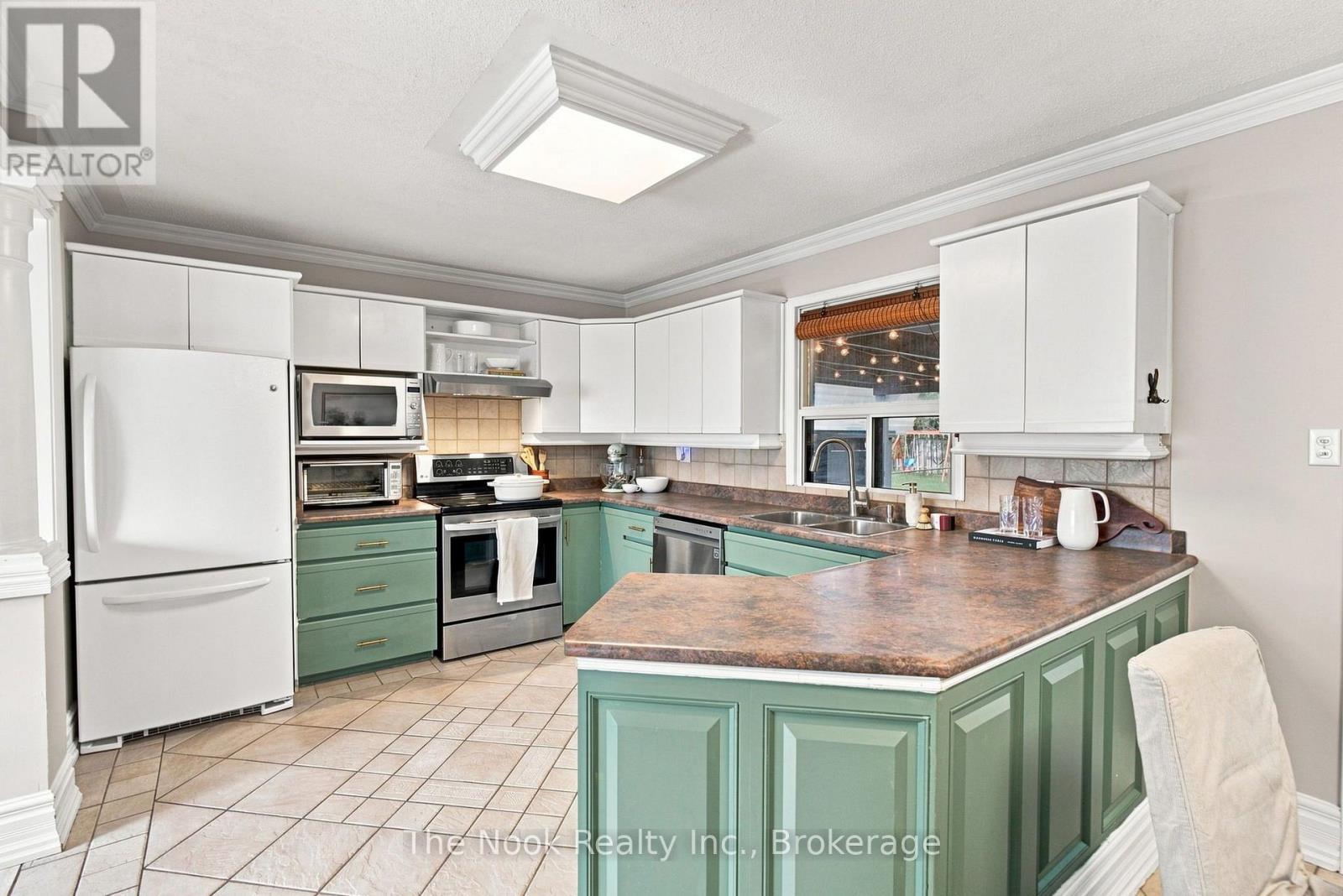 257 Wilson Road S, Oshawa, Ontario  L1H 6C4 - Photo 13 - E13814294