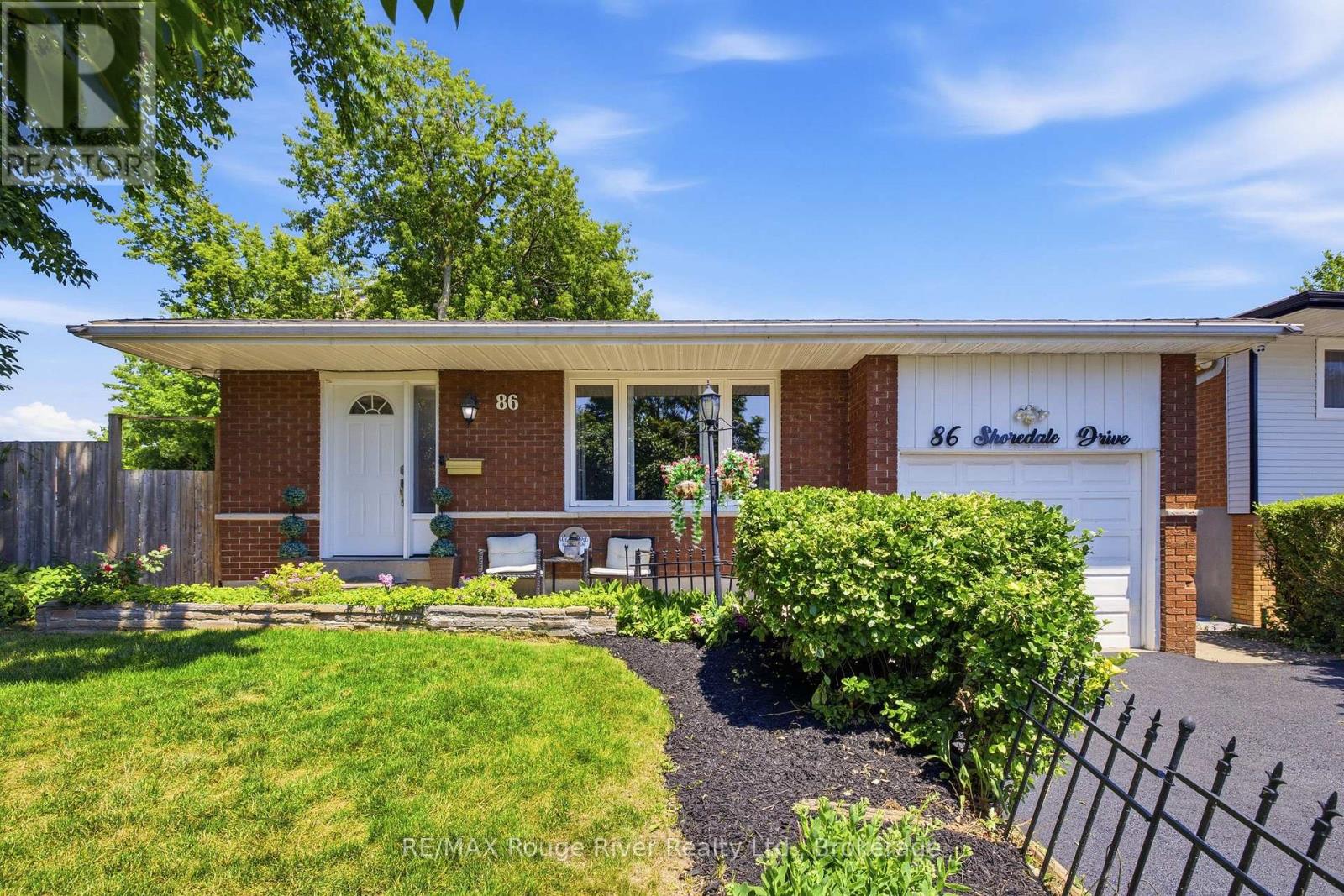 86 Shoredale Drive, Toronto, Ontario  M1G 3S9 - Photo 3 - E13814390