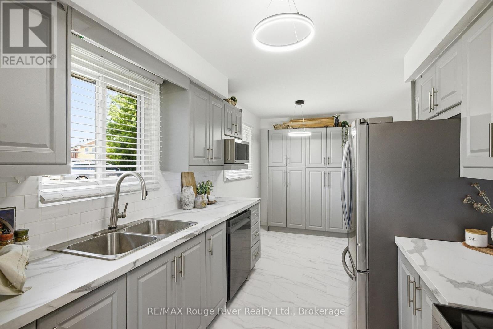 86 Shoredale Drive, Toronto, Ontario  M1G 3S9 - Photo 7 - E13814390