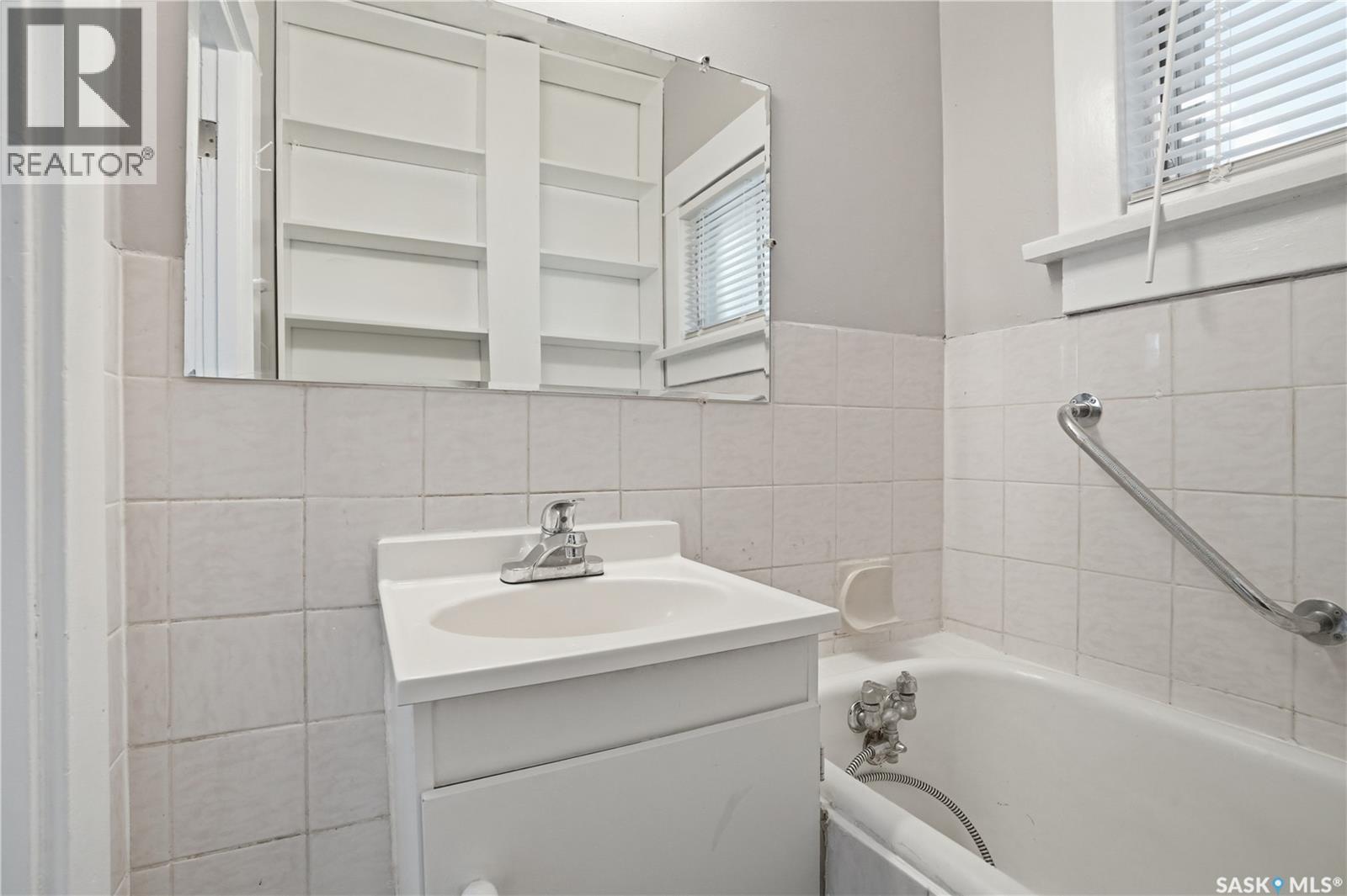 1008 Retallack Street, Regina, Saskatchewan  S4T 2H3 - Photo 20 - SK049129