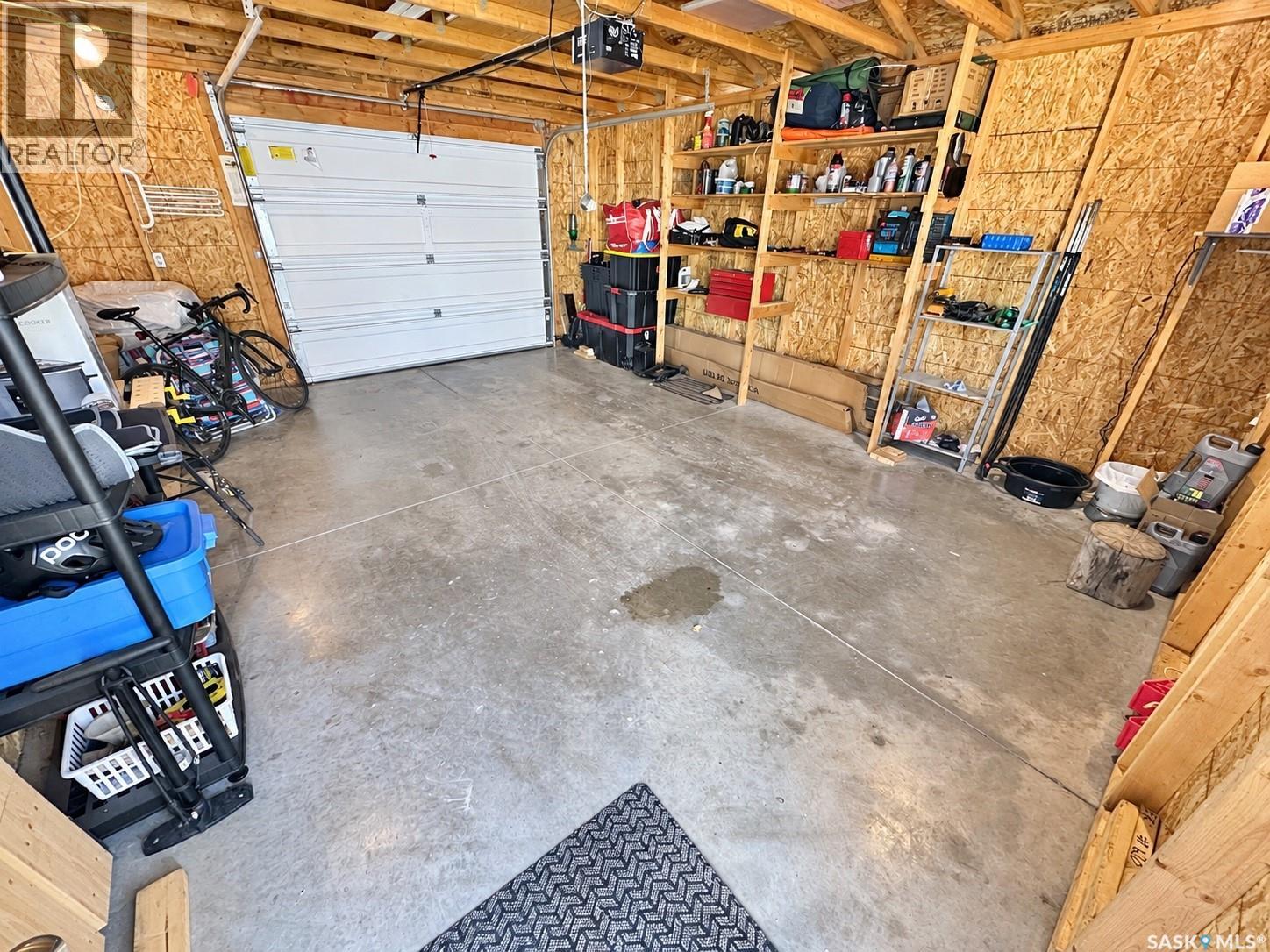 230 10th Street Ne, Weyburn, Saskatchewan  S4H 2W3 - Photo 12 - SK049124