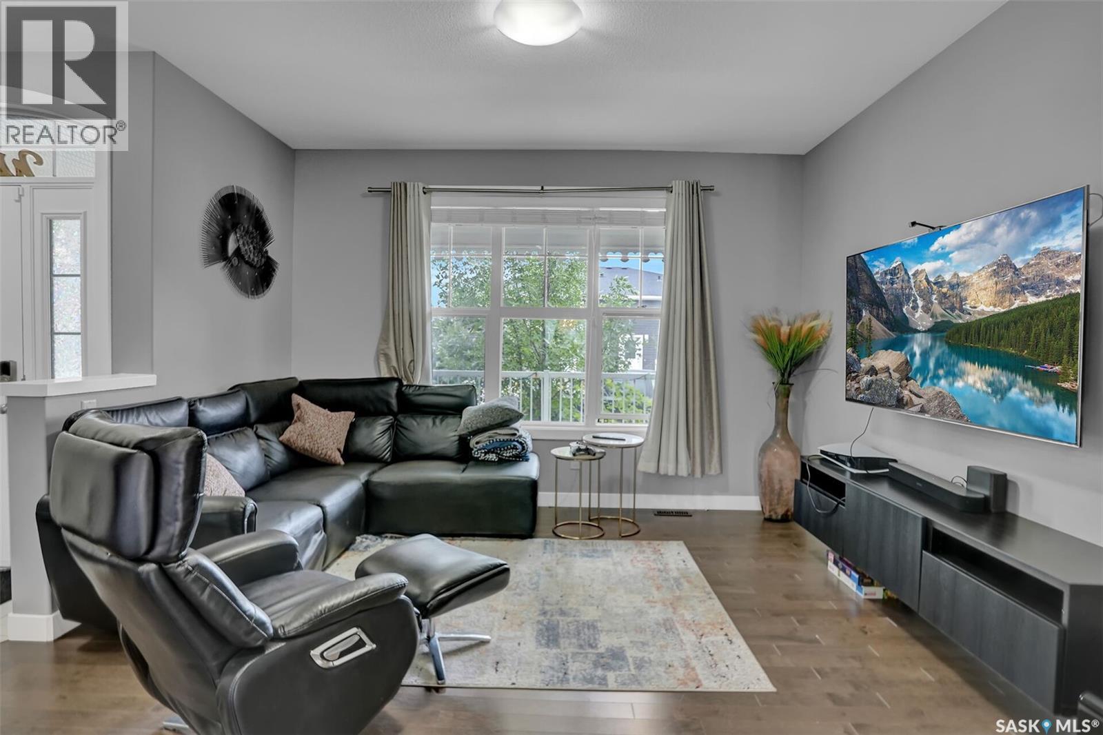 4305 Senecal Drive, Regina, Saskatchewan  S4W 0R1 - Photo 4 - SK048995