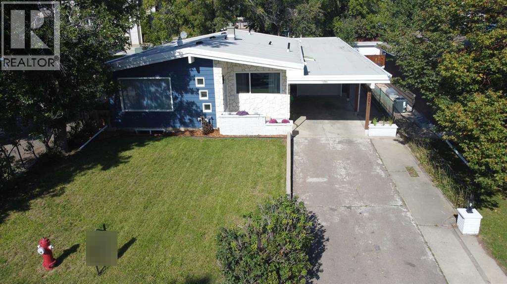 1301 17 Avenue S