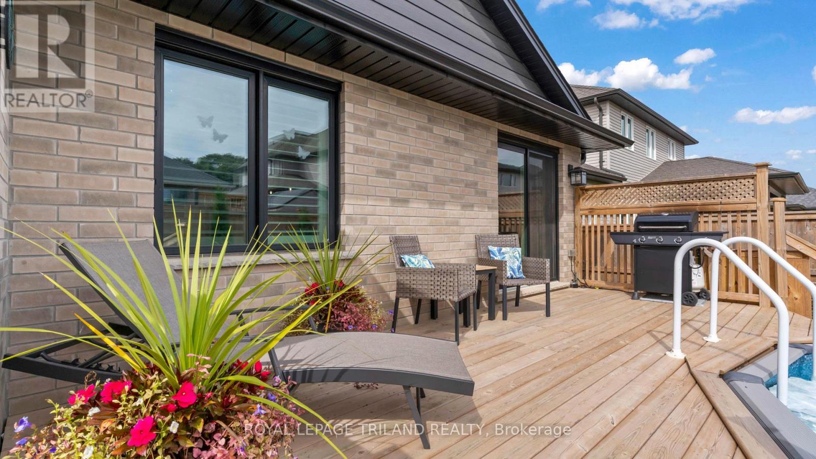 60 Snowy Owl Trail, Central Elgin, Ontario  N5R 0M7 - Photo 41 - X13814190