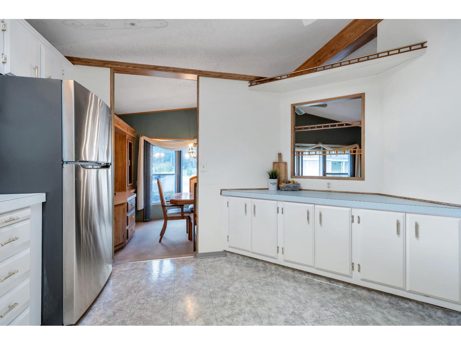 242 20071 24 AVENUE photo 13