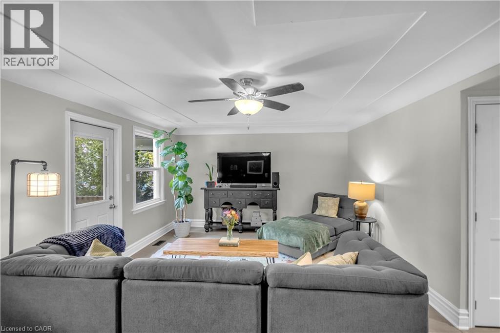 16 Wexford Avenue N, Hamilton, Ontario  L8H 4M1 - Photo 6 - 40859602