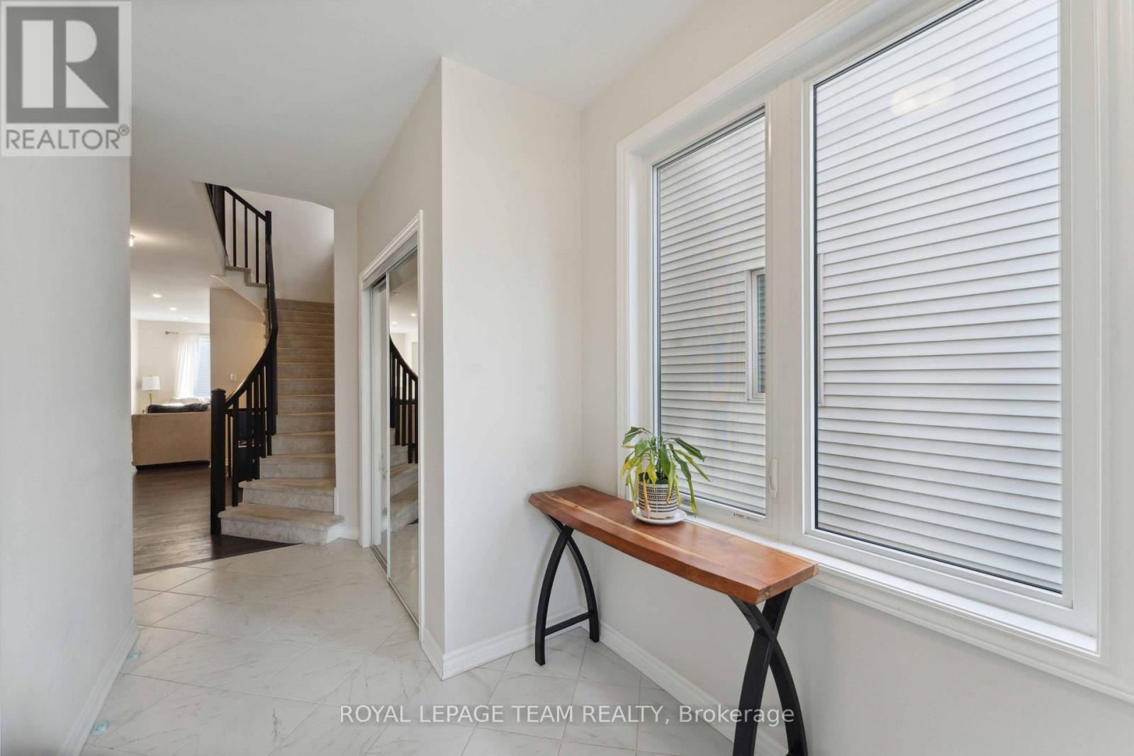 740 Brittanic Road, Ottawa, Ontario  K2V 0N7 - Photo 2 - X13814150