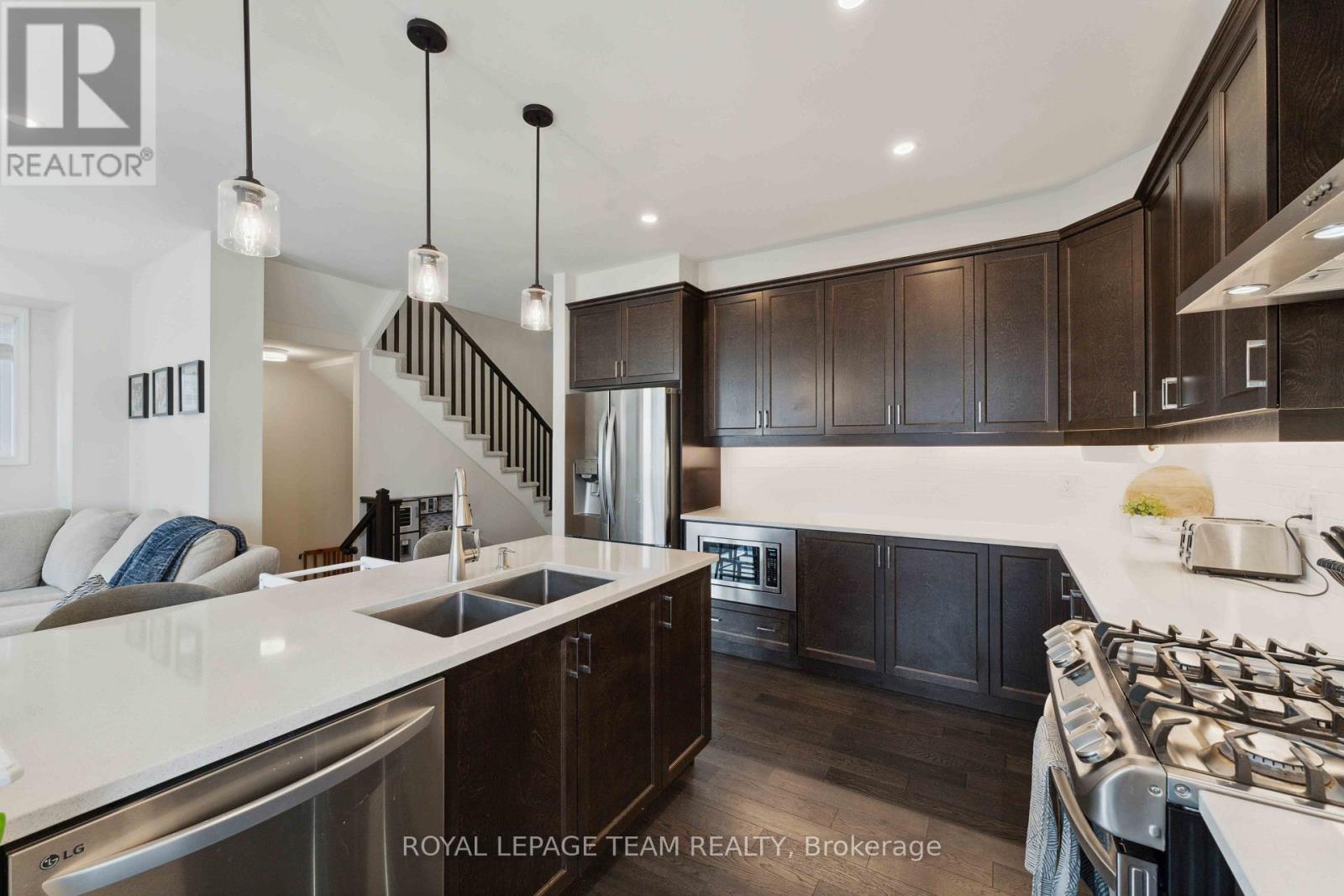 740 Brittanic Road, Ottawa, Ontario  K2V 0N7 - Photo 8 - X13814150