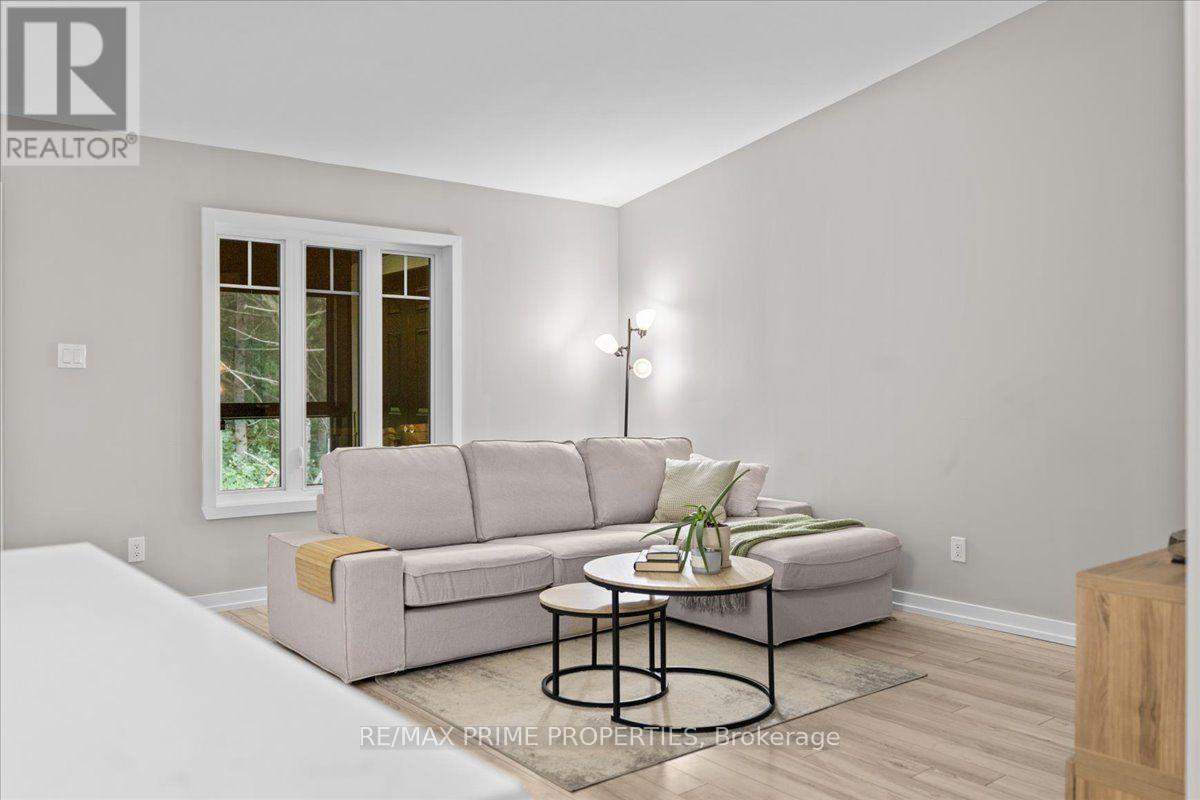 302 - 91 St Moritz Trail, Russell, Ontario K0A 1W0 - Photo 4 - X13814162