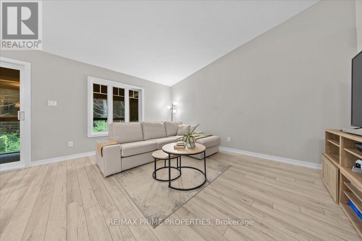 302 - 91 St Moritz Trail, Russell, Ontario K0A 1W0 - Photo 6 - X13814162
