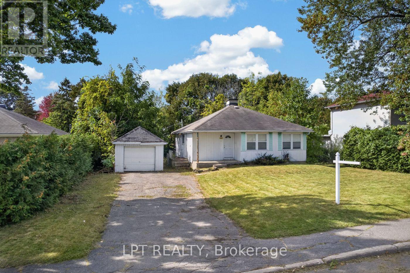 868 MOUNTAINVIEW AVENUE, Ottawa, Ontario
